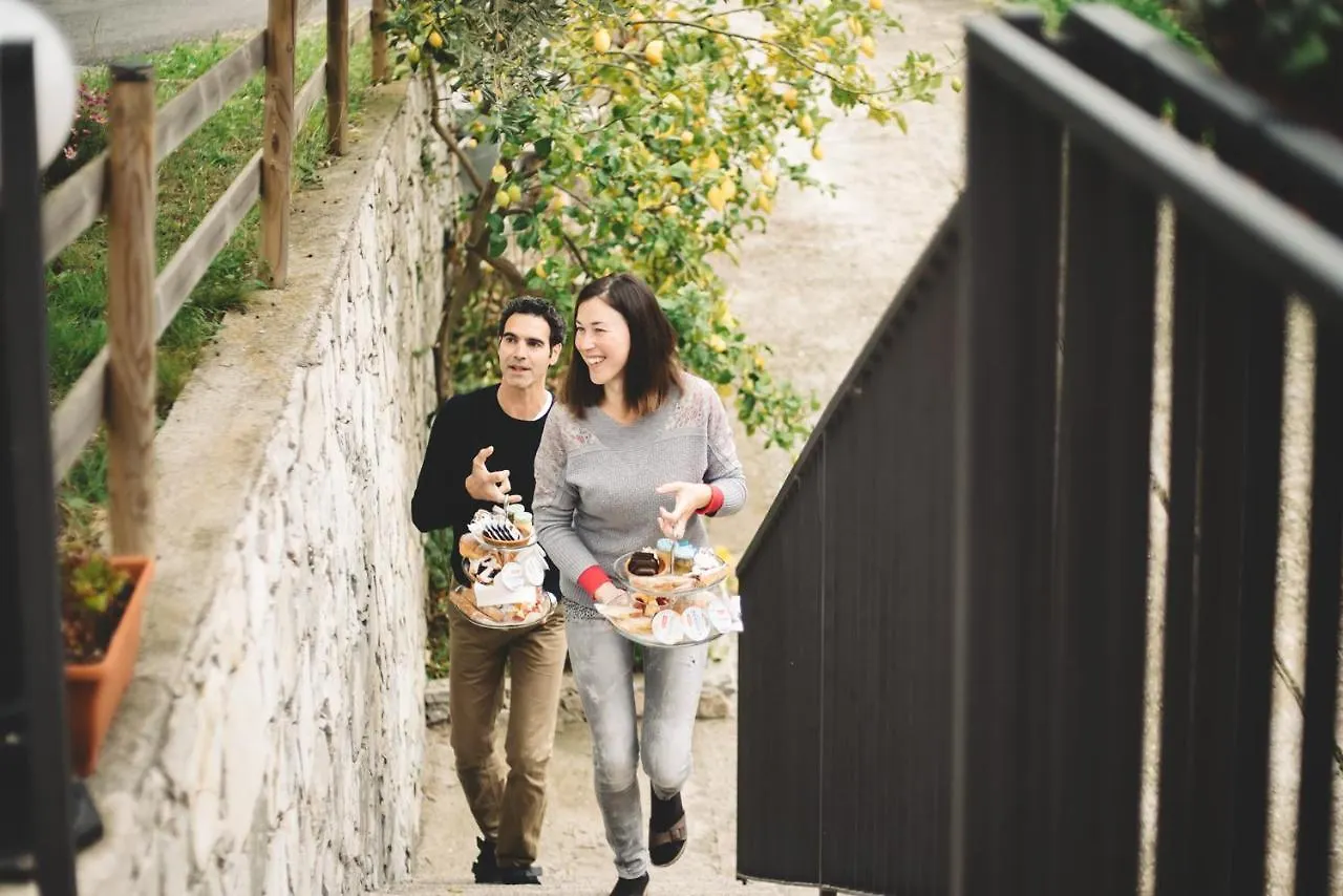 Bed & Breakfast Amandolevanto B&B